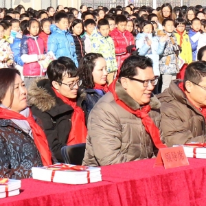 ����ͬ��Я�ֿ�չ�������ж����������顱��������