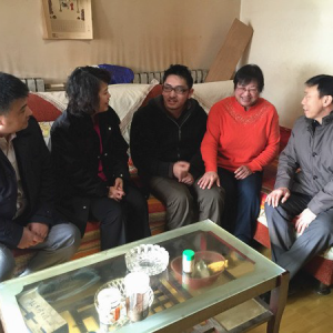 ʯ��ɽ����ί�����м�ѧ����ͥ