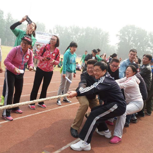 �����˶���Ȥ