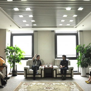 �����ί�쵼�Ӽ��������繤ί������һ��