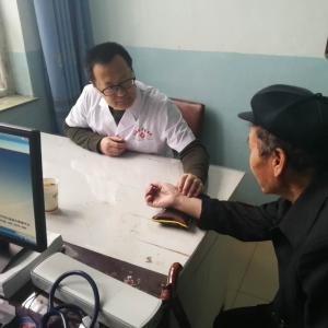 ��ﶫ����ί�����ɻ����ؿ�չ��ƶ���л