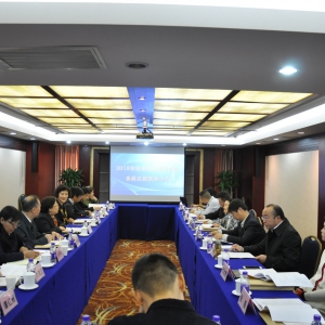 2018����ֱϽ�������֯����������ϯ���ڱ����ٿ�