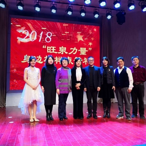 ���Ļ�������������ʵ������